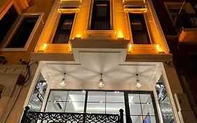 Sel Suite Hotel
